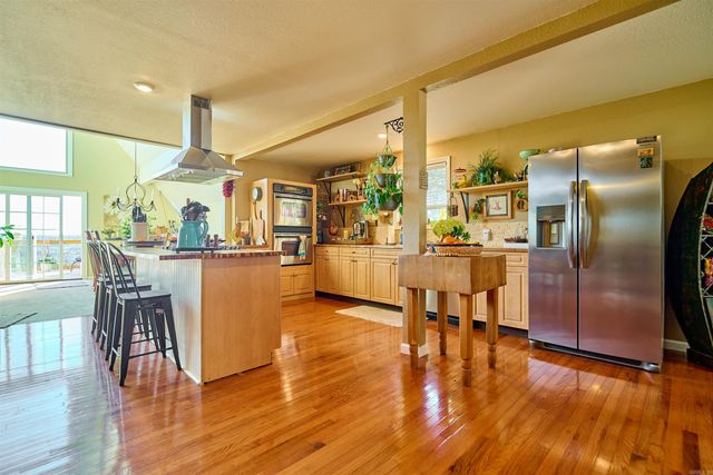 2 Goti Drive, Cherokee Village, AR 72529