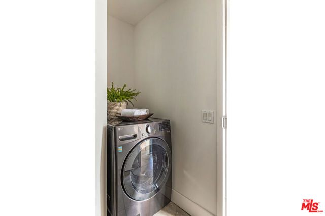 130 S Hewitt Street 25, Los Angeles, CA 90012