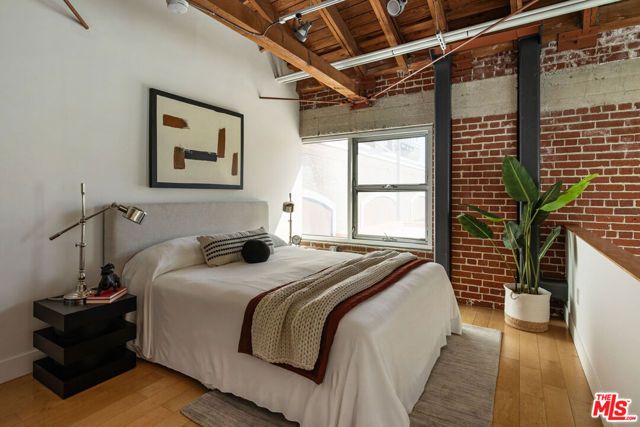 130 S Hewitt Street 25, Los Angeles, CA 90012