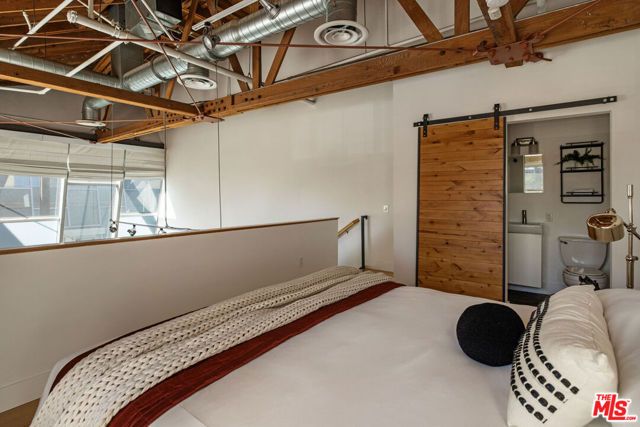 130 S Hewitt Street 25, Los Angeles, CA 90012