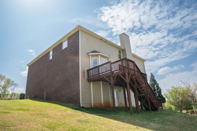 131 Walkers Bluff Road, Boiling Springs, SC 29316