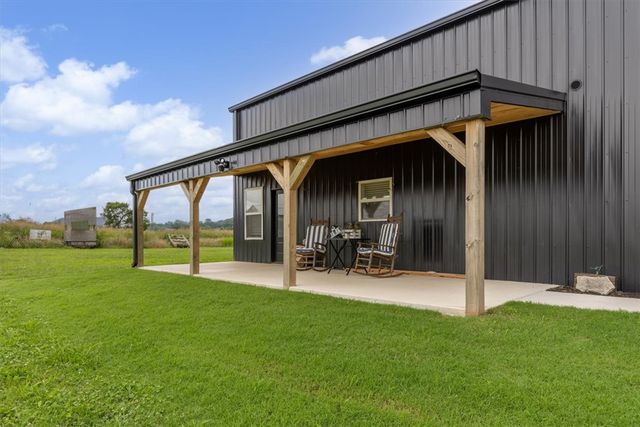 15965 and 15967 Ditmars Road, Prairie Grove, AR 72753