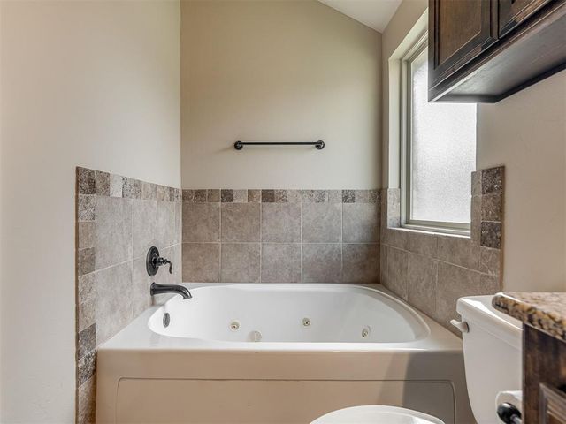 119 Rue De Montserrat, Norman, OK 73071