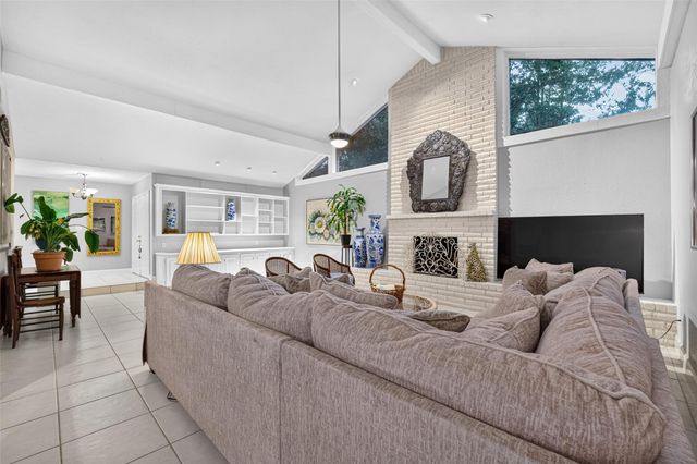 16403 Glenshannon Drive, Houston, TX 77059