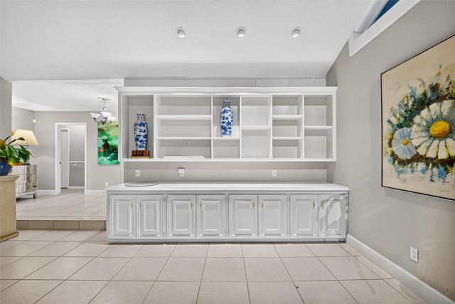 16403 Glenshannon Drive, Houston, TX 77059