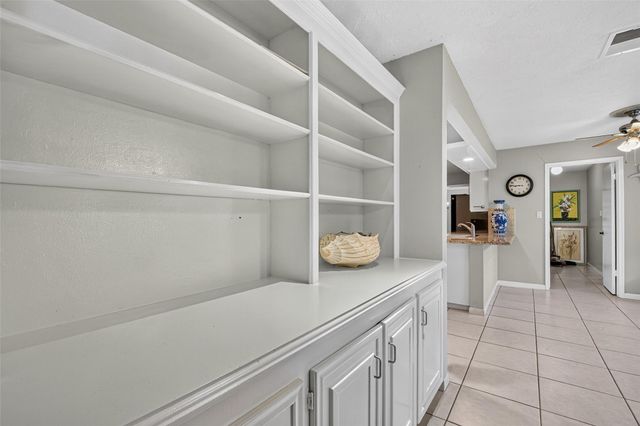 16403 Glenshannon Drive, Houston, TX 77059