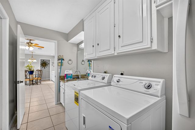 16403 Glenshannon Drive, Houston, TX 77059