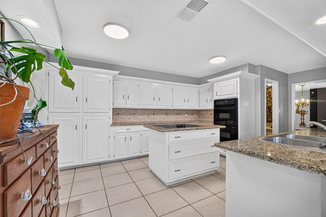 16403 Glenshannon Drive, Houston, TX 77059