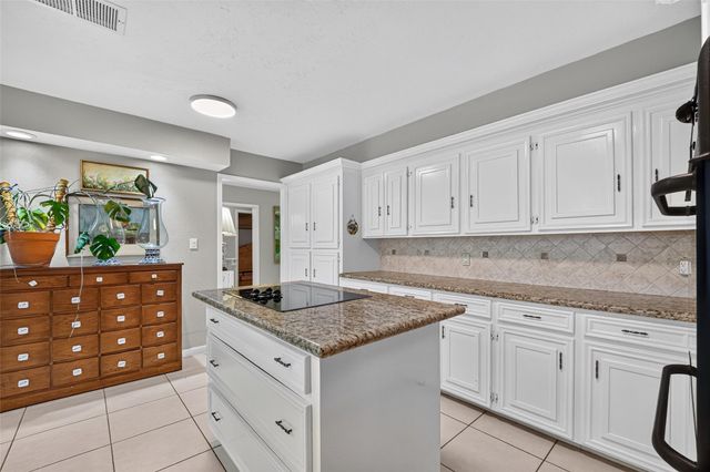 16403 Glenshannon Drive, Houston, TX 77059