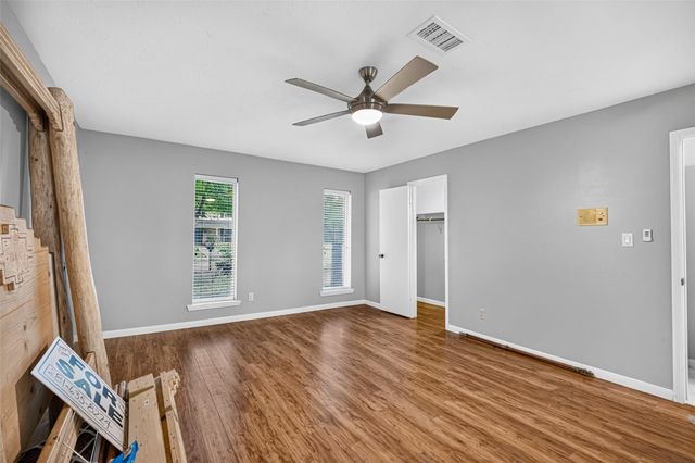 16403 Glenshannon Drive, Houston, TX 77059
