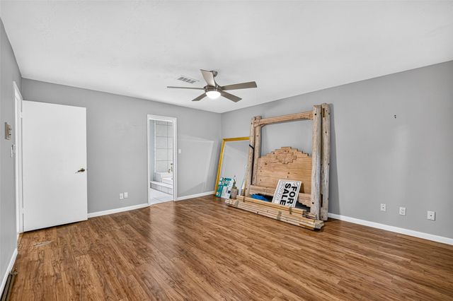 16403 Glenshannon Drive, Houston, TX 77059