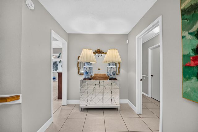 16403 Glenshannon Drive, Houston, TX 77059