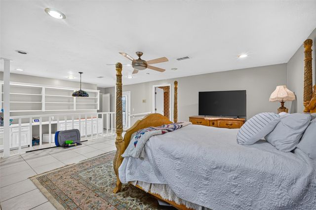 16403 Glenshannon Drive, Houston, TX 77059