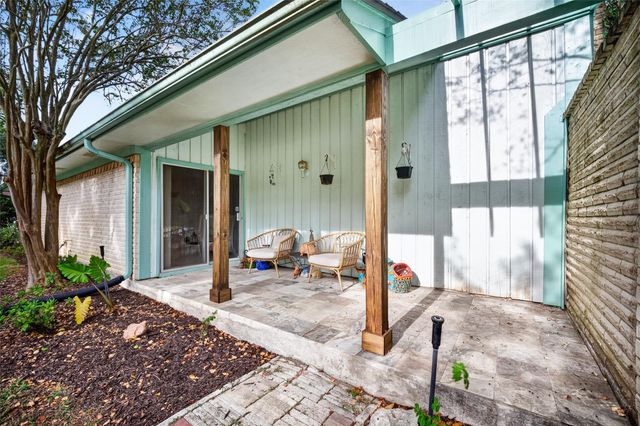 16403 Glenshannon Drive, Houston, TX 77059