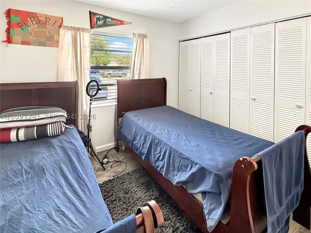 10184 Twin Lakes Dr 13-D, Coral Springs, FL 33071