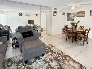 10184 Twin Lakes Dr 13-D, Coral Springs, FL 33071