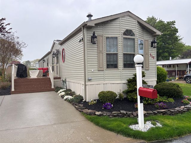 1661 Old Country Road 319, Riverhead, NY 11901