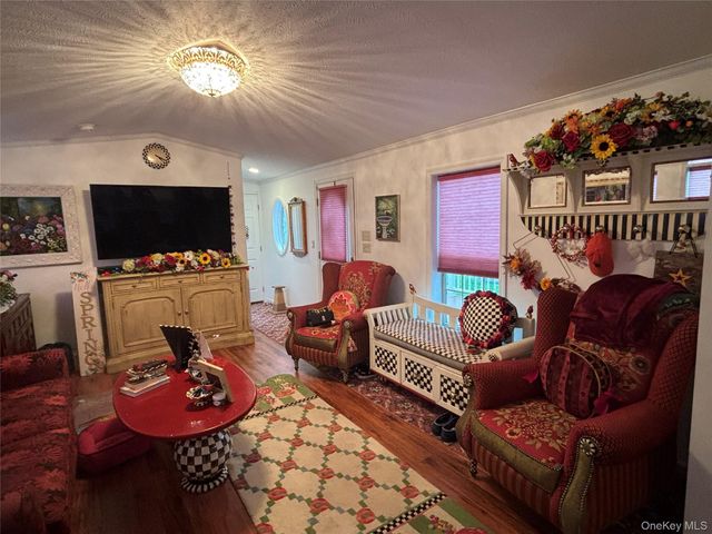 1661 Old Country Road 319, Riverhead, NY 11901