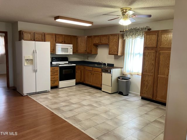 101 Tommy Campbell Road, Jonesborough, TN 37659