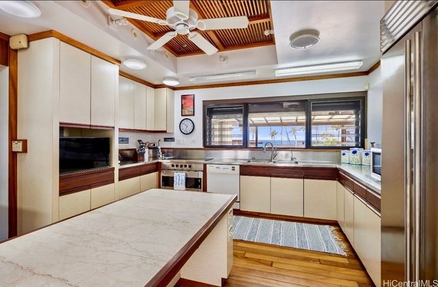 4305 Kaikoo Place, Honolulu, HI 96816