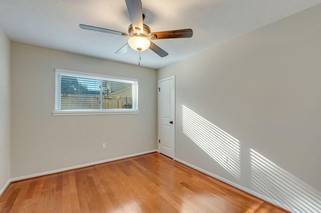 3806 Millbridge Drive, Houston, TX 77059