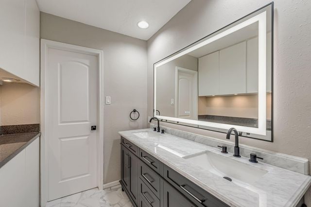 3806 Millbridge Drive, Houston, TX 77059