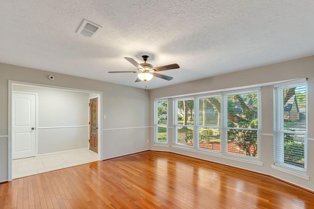 3806 Millbridge Drive, Houston, TX 77059