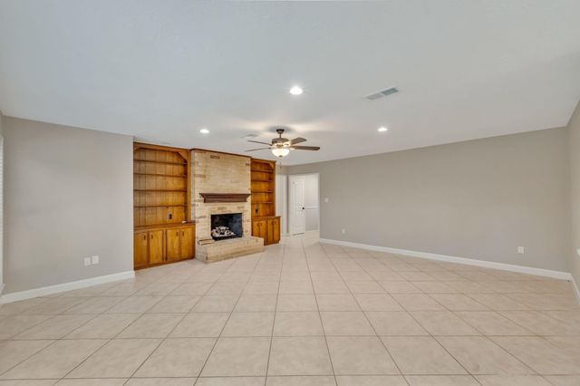 3806 Millbridge Drive, Houston, TX 77059