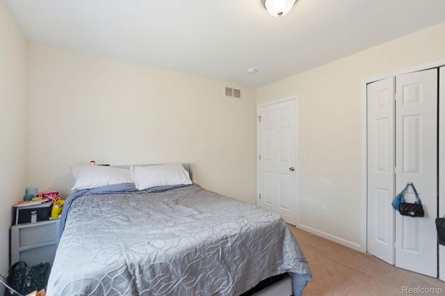 20789 Hummingbird Drive, Brownstown Charter Township, MI 48174