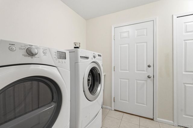 20789 Hummingbird Drive, Brownstown Charter Township, MI 48174