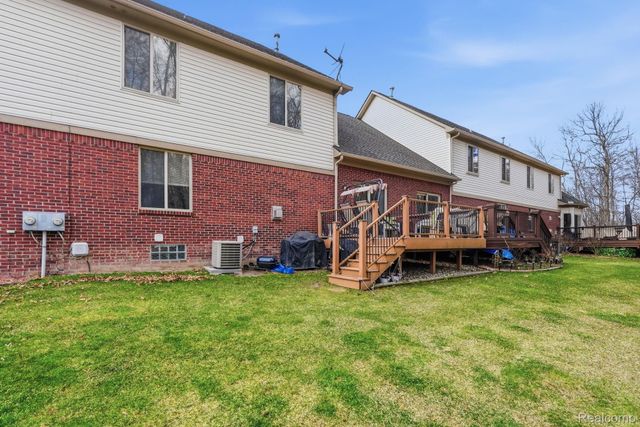 20789 Hummingbird Drive, Brownstown Charter Township, MI 48174