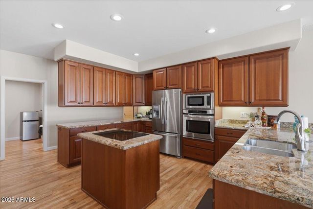 9619 N 23RD Street, Phoenix, AZ 85028