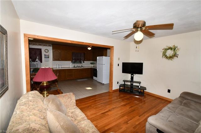 219 Atkins Lane, Mount Airy, NC 27030