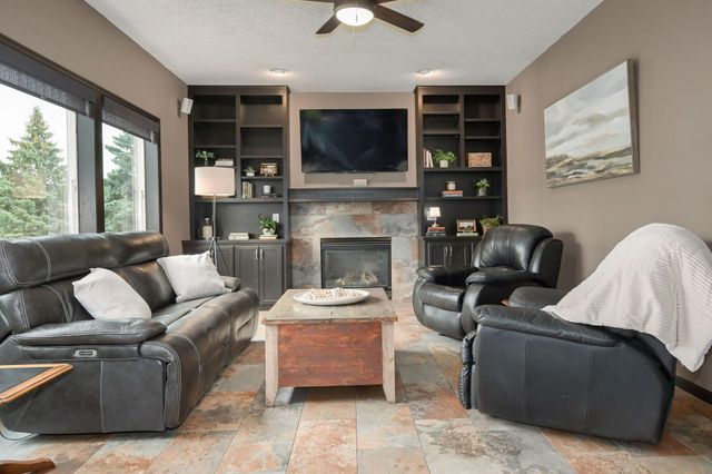 2027 Chester Street, Shakopee, MN 55379