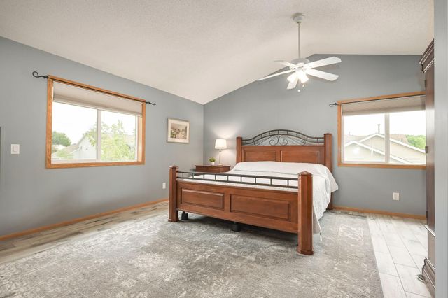 2027 Chester Street, Shakopee, MN 55379