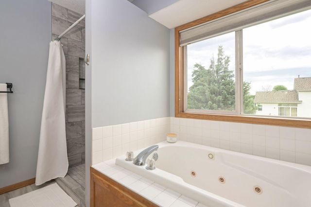 2027 Chester Street, Shakopee, MN 55379