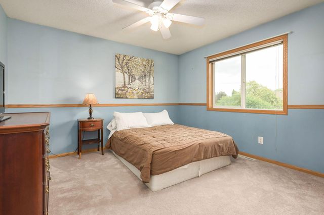 2027 Chester Street, Shakopee, MN 55379