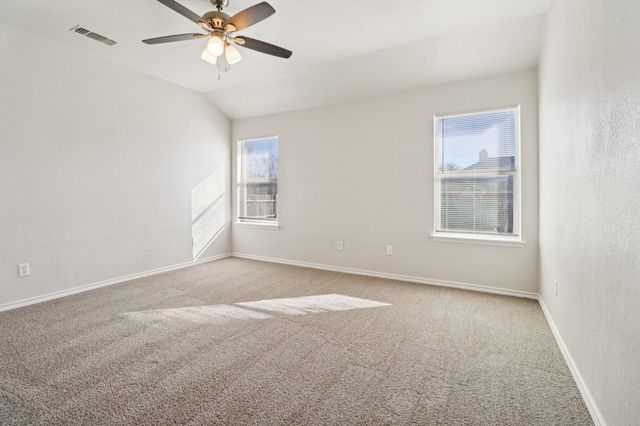 916 Sherry Lane, Saginaw, TX 76179