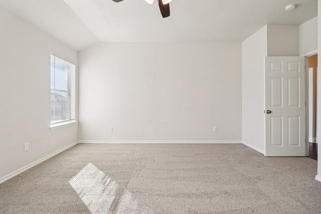 916 Sherry Lane, Saginaw, TX 76179