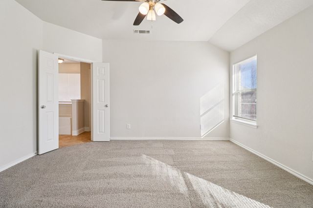 916 Sherry Lane, Saginaw, TX 76179