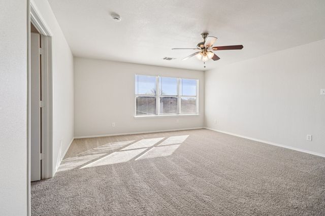 916 Sherry Lane, Saginaw, TX 76179