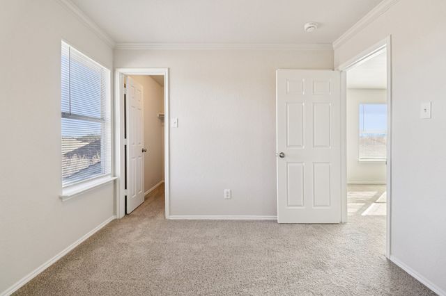 916 Sherry Lane, Saginaw, TX 76179