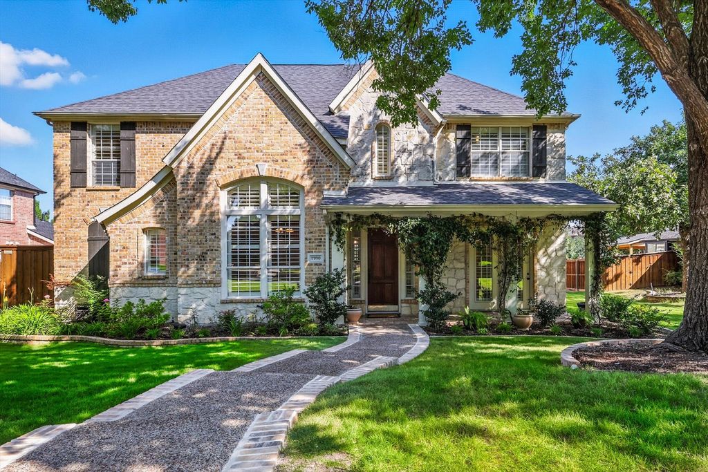 7700 Red Clover Drive, Frisco, TX 75033