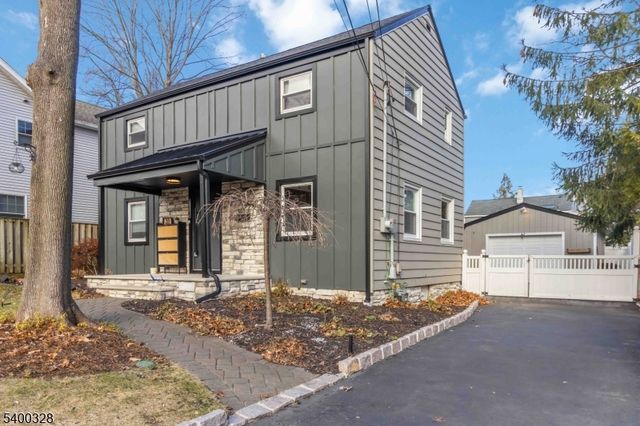 31 Sherman Ave, Hawthorne Boro, NJ 07506