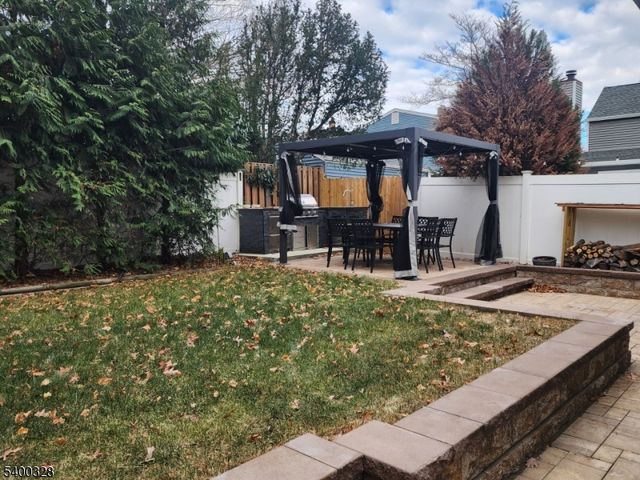 31 Sherman Ave, Hawthorne Boro, NJ 07506