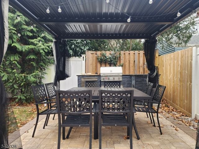 31 Sherman Ave, Hawthorne Boro, NJ 07506