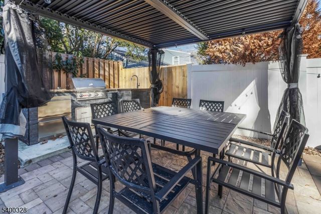 31 Sherman Ave, Hawthorne Boro, NJ 07506