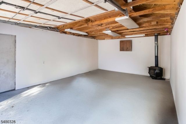 31 Sherman Ave, Hawthorne Boro, NJ 07506