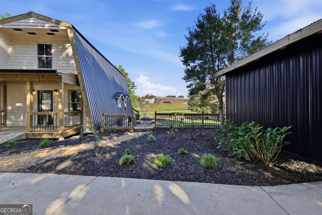 375 Wilbanks Street, Baldwin, GA 30511 — photo 2