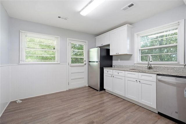 713 Melrose Drive, Forest Park, GA 30297